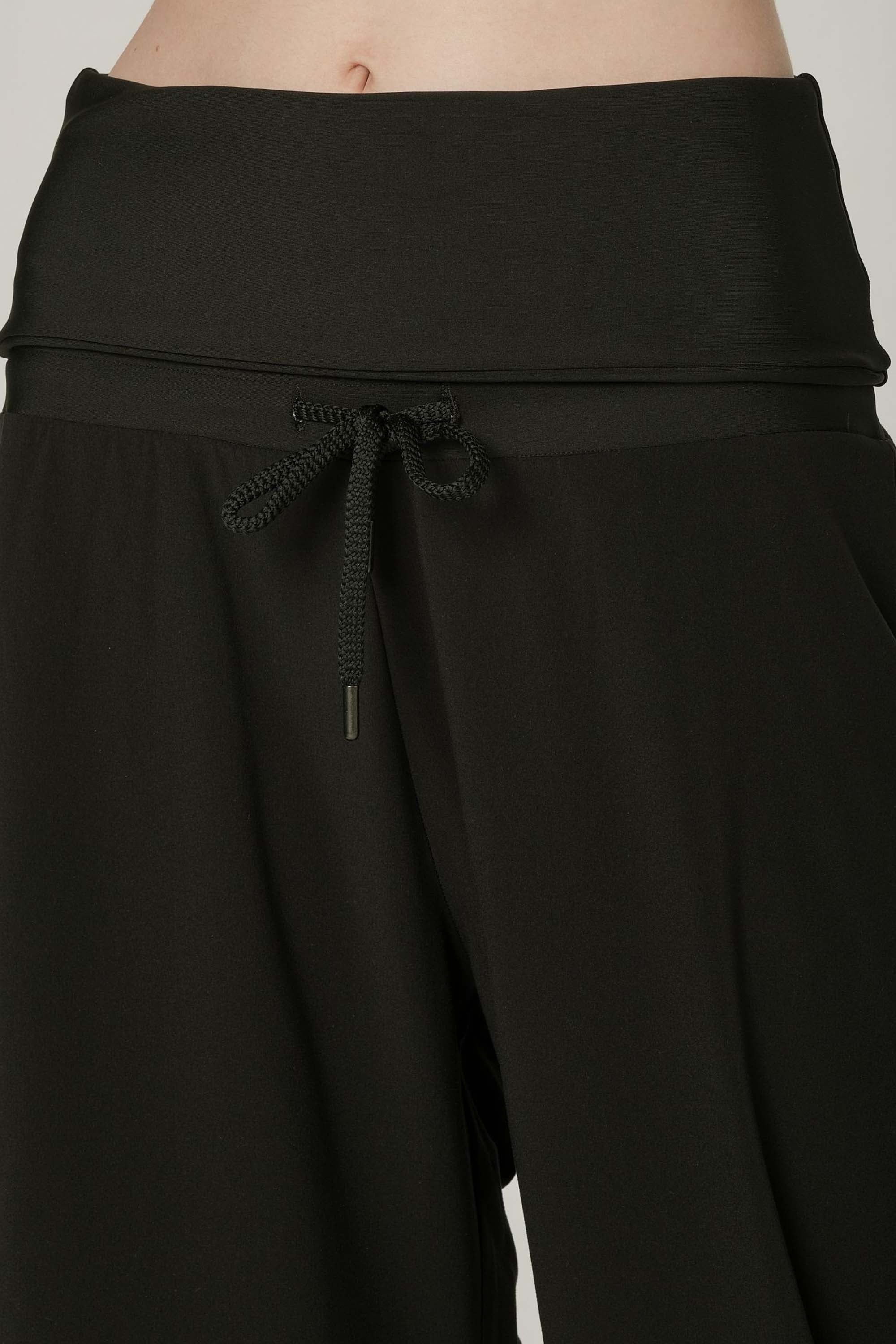 Day Off Black Jogger