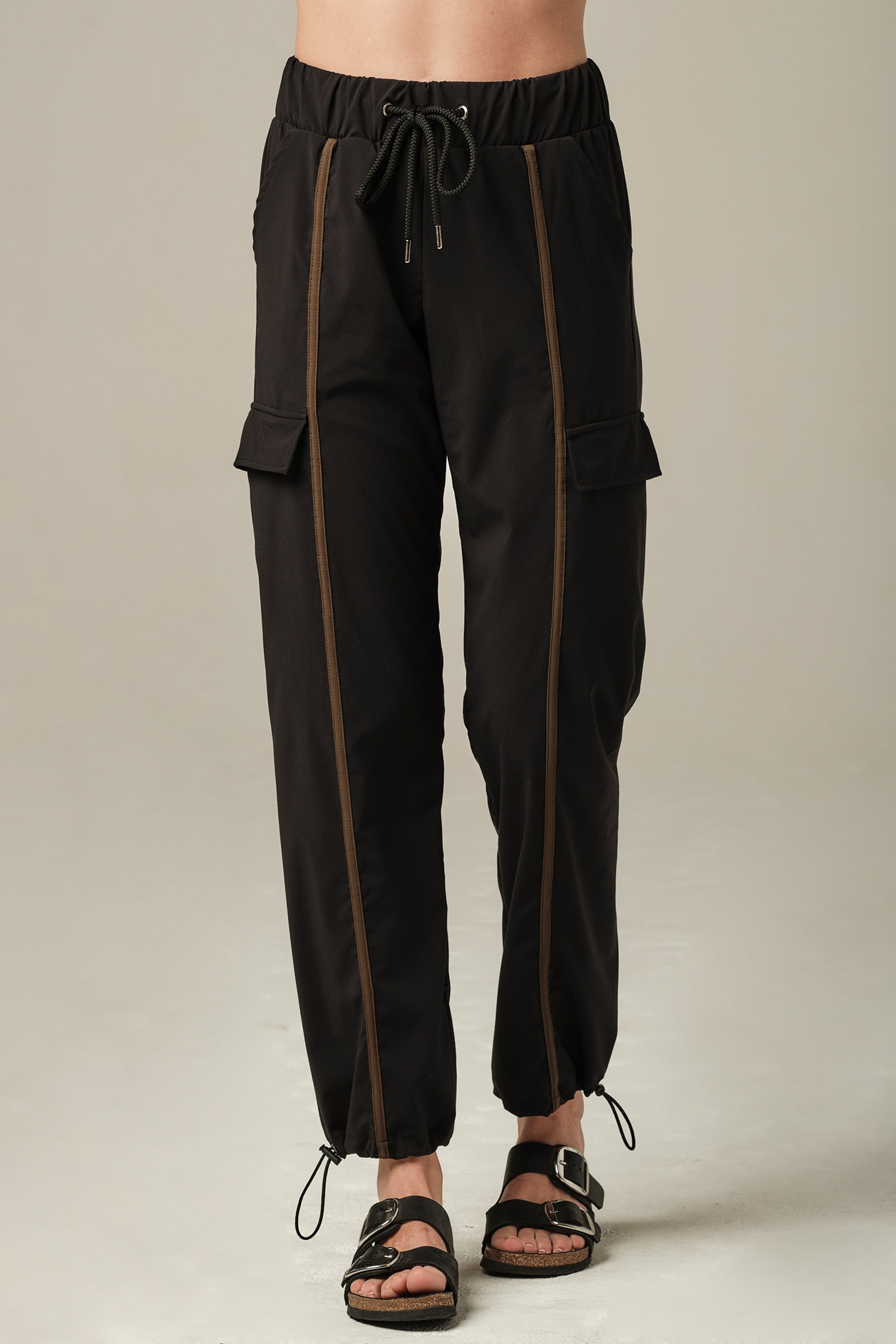 Sky-Line Black/Kale Jogger